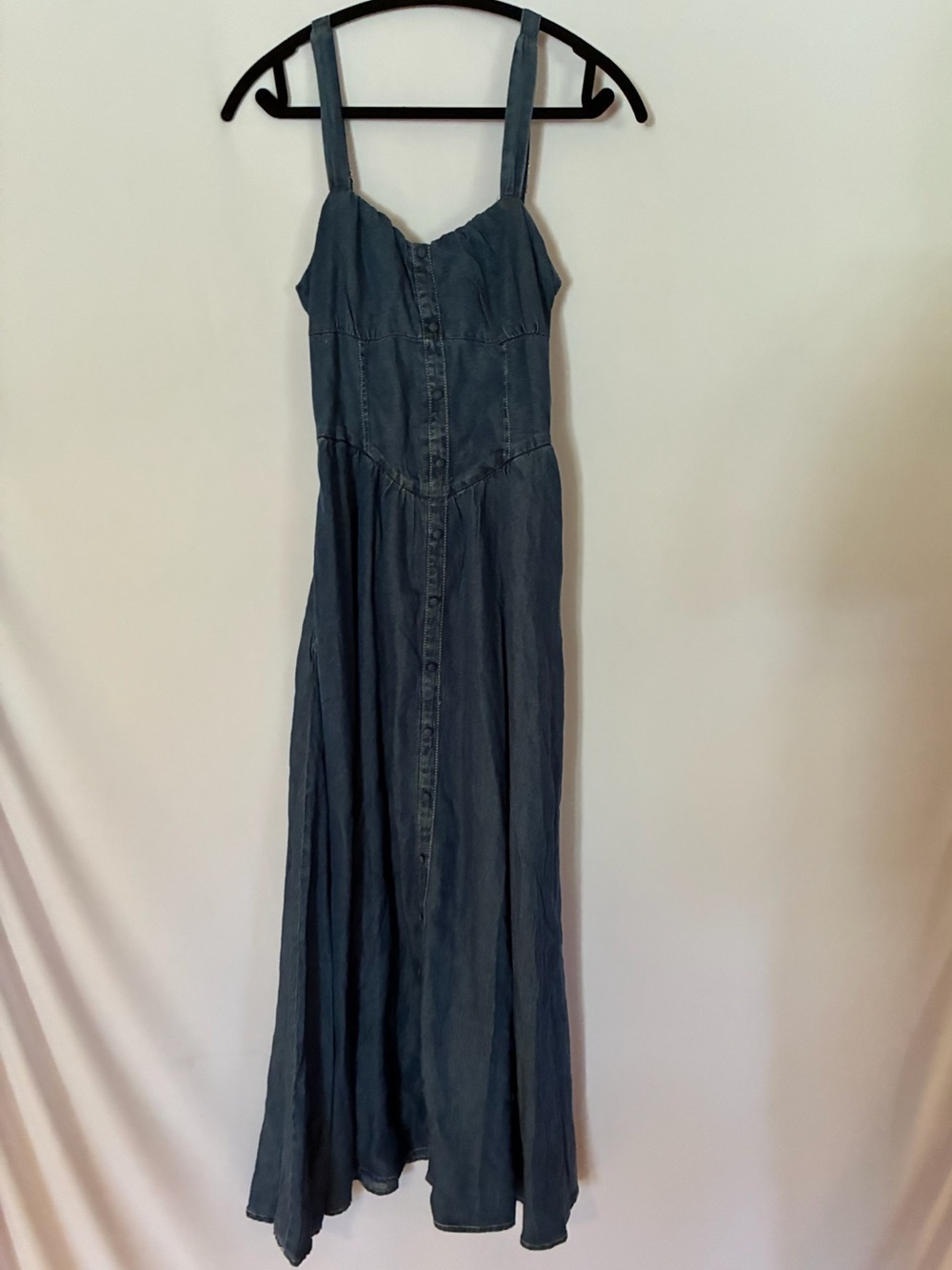 Moon River Denim-Style Blue Maxi Dress with Button Front -Sz S